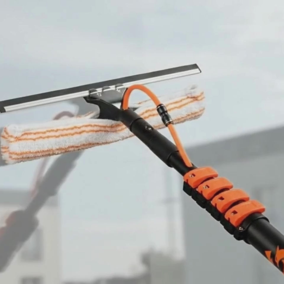 Load video: Washer &amp; Squeegee set Pro - HexaLock