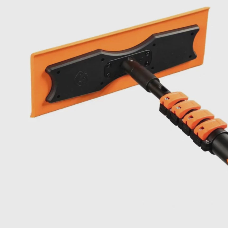 Load video: Snow Remover SolarClear- Hexalock